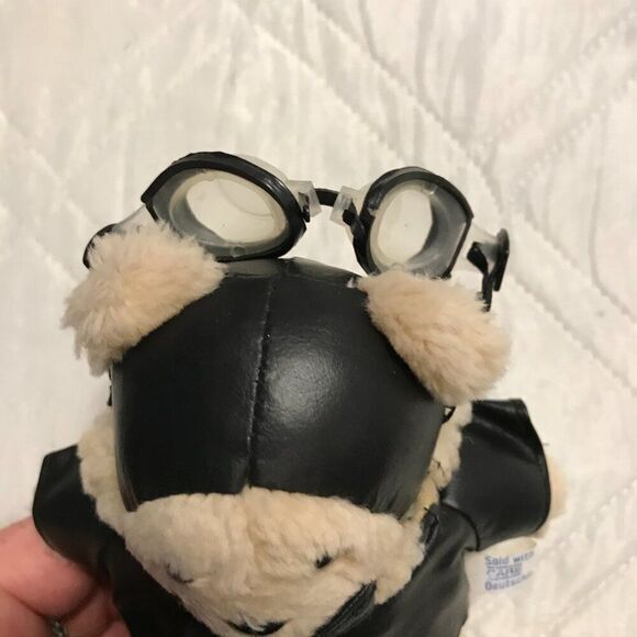 Luftbrucke Bear Pilot w/ leather coat and goggles plush - Picture 4 of 6